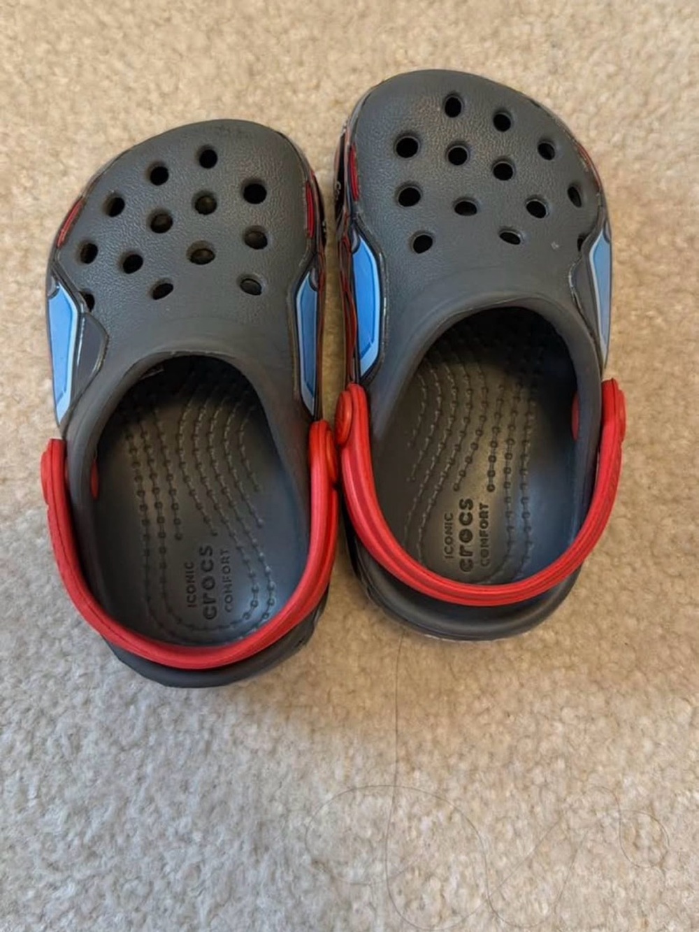 CROCS Toddler 4 Flame Truck